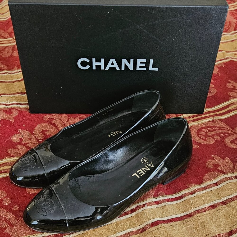 Chanel Shoes flat